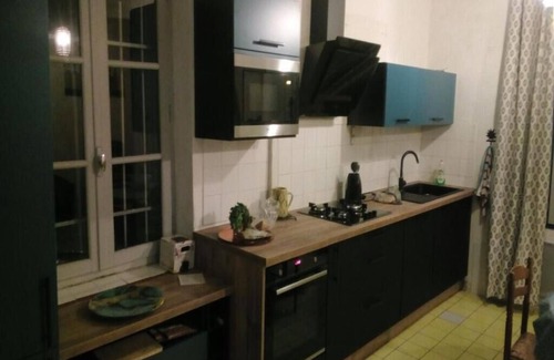 Reillanne Casa | Casa de vacaciones "Les Marronniers Du Luberon" con terraza privada, jardín privado y Wi-Fi