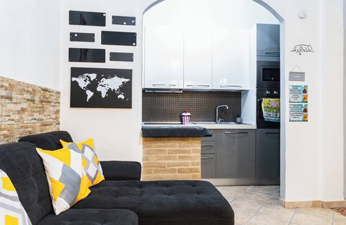 Monserrato Cama Y Desayuno | Vacation home Monserrato Cagliari - Ryan's house -