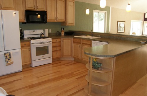 Cascade Casa | Casa de vacaciones en el río Missouri, 3 recámaras, 2 baños para 10 personas,