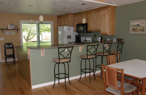 Cascade Casa | Casa de vacaciones en el río Missouri, 3 recámaras, 2 baños para 10 personas,