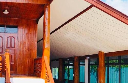 Long Casa | Vacation House in Long