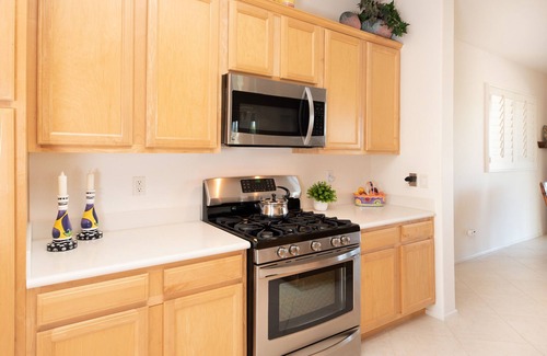 Desert Palms Casa | VACATION IN SUN CITY WITH GOLF VIEWS ! IN PALM DESERT CA Golf, Pool, Gym