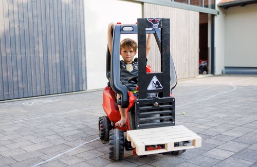 Gunzenhausen Apartamento | Acogedora casa de vacaciones con conexión Wi-Fi gratuita, habitaciones amplias y muchas posibilidades para sus hijos.