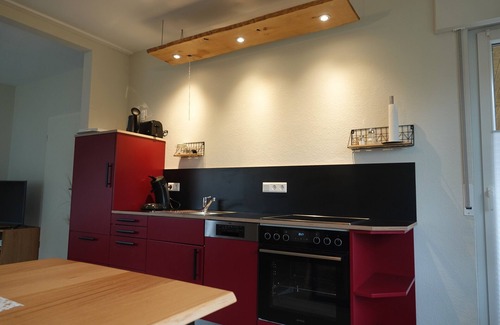 Bad Salzuflen Apartamento | Vacation w. Landliebeehrsen1, modern, quiet location, parking lot at the apartment, close to the city, WLAN