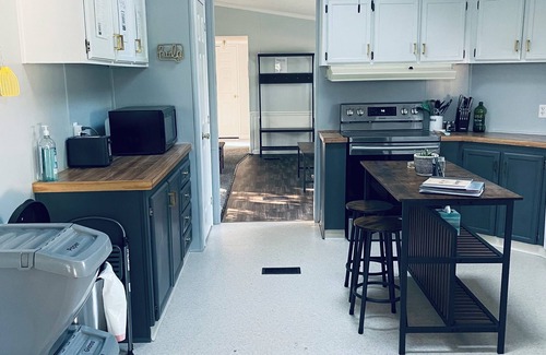 Watkins Glen Casa | Vacationing doesn’t have to be a chore; it can be a pleasure at Arbor Roads!