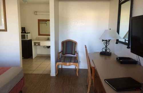 Hemet Hotel | Vagabond Inn Hemet