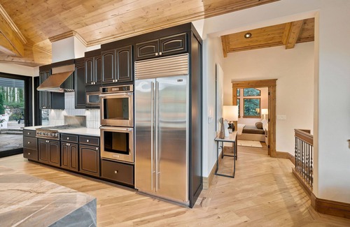 Vail Casa | Vail Dream - modern sanctuary with hot tub, pool, firepit close to Vail Village