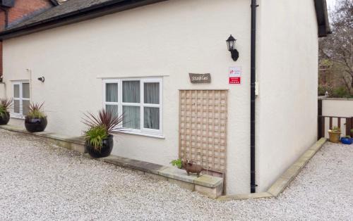 Prestatyn Casa | Vale View Cottages - The Stables