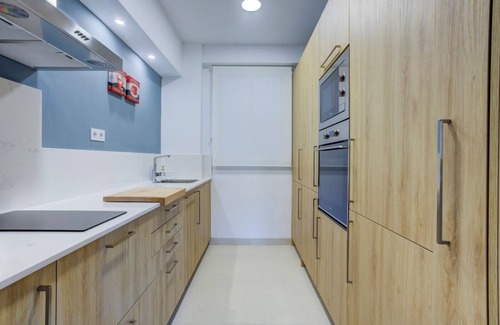 El Pla del Real Apartamento | Apartamento Valencia-living con balcón, aire acondicionado y Wi-Fi