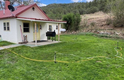 Raton Casa | Valentine's Northern New Mexico Mountain Ranch on Colorado Border by RedAwning