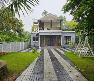 Kolagappara Casa | Valiyattu Nest Homestay