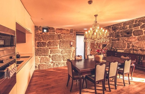 Pico Casa | Valley Springs Houses | 6 houses 30ppl 11 bedrooms