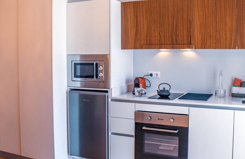 Pico Otro | Valley Springs Houses - Hay Loft