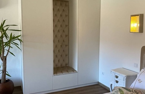 Pico Otro | Valley Springs Houses - Hay Loft