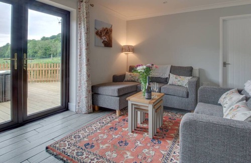 Denton Casa | Valley View in Canterbury