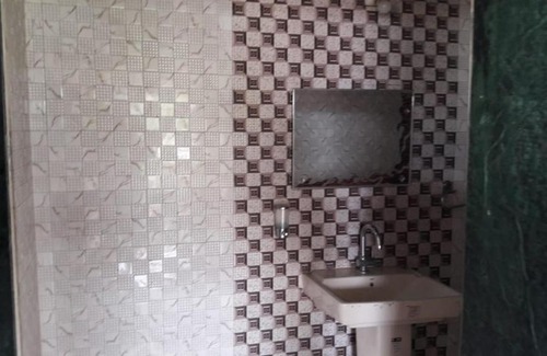 Satara Casa | Vamoose Annai Shristhi