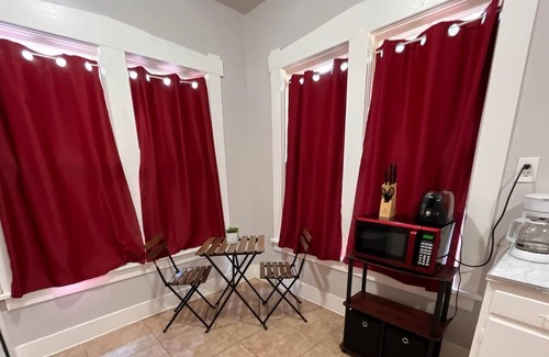 New Pathways Apartamento | Vance 2 Classy One Bedroom