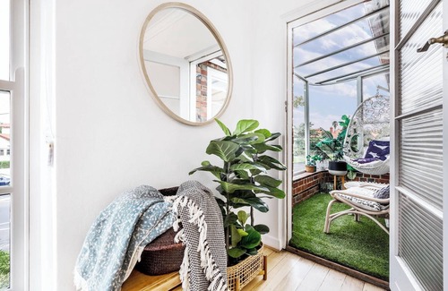 Williamstown Condominio | VAQUAY The Hamptons In Williamstown | Coastal Beach Getaway, Cafés & Harbour