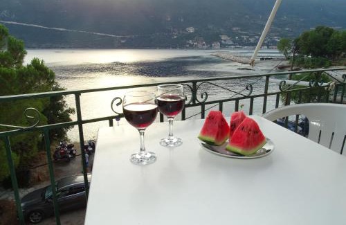 Vassiliki Apartamento | VASILIKI ROYAL STOUDIOS