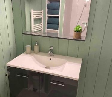 Prefecture Apartamento | Vaste Appartement Rénové - Centre Ville