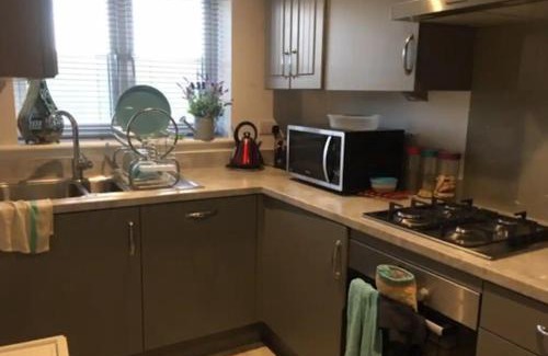 Crawley Casa | Veen Home near Gatwick
