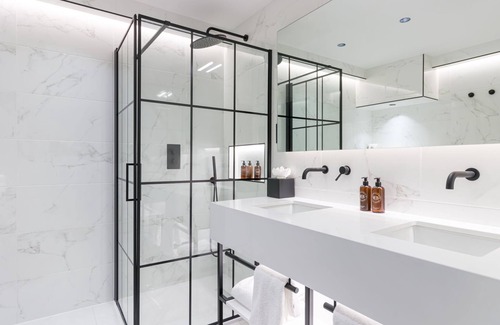 Manchester City Centre Hotel | Velvet Hotel Manchester, WorldHotels Crafted