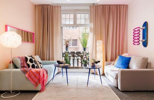 Terazije Apartamento | Velvet Stay 120m2 with Foosball Old Town