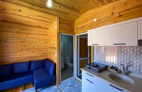 Adrasan Otro | Venüs Gold Bungalov Adrasan