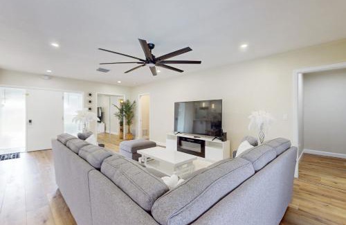 Clearwater Casa | Venetian Gardens Villa