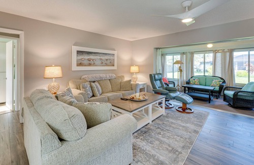 Venice Groves Casa | Venice Residence: 6 Mi to Manasota Key Beach!