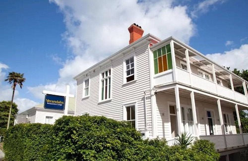 Newton Hostal | Verandahs Parkside Lodge
