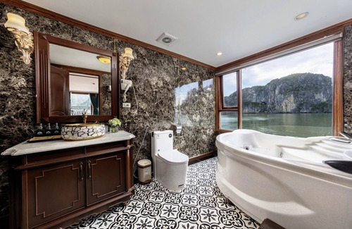 Bai Chay Alquiler De Eote | Verdure Lotus Grandeur Cruise on Ha Long Bay