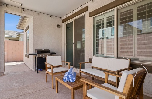 Buckeye Casa | Verrado Views Retreat - Sleeps 12 + Pool