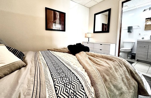 Swarthmore Apartamento | Versatile 1B/1B w/ Parking, Swarthmore College Steps Away!