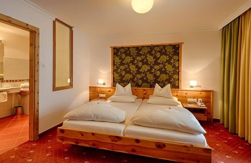 Bad Kleinkirchheim Casa | Verwöhn-suite 50-60 m² / Zirbe - Thermenwelt Hotel Pulverer