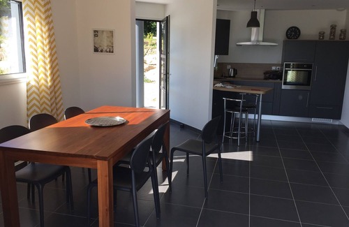 Carantec Villa | Muy bonita villa nueva **** ubicada a 2 minutos a pie del mar ya 5 minutos de las tiendas.