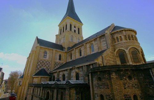 Saint-Martin-du-Littoral Apartamento | Very bright 30m² at 200m from the beach