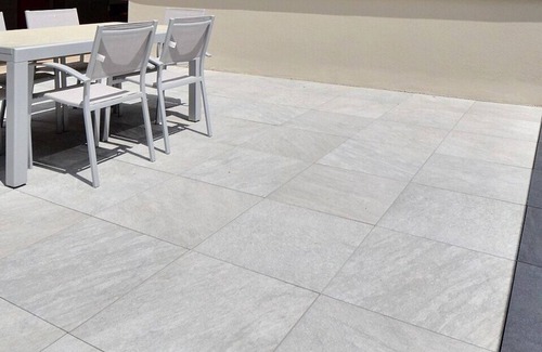 Grimentz Apartamento | Very comfortable flat for 6 people, living room, kitchen area with dishwasher, 1 double bedroom, 1 2