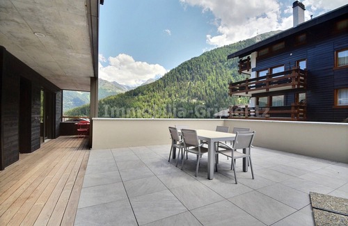 Grimentz Apartamento | Very comfortable flat for 6 people, living room, kitchen area with dishwasher, 1 double bedroom, 1 2