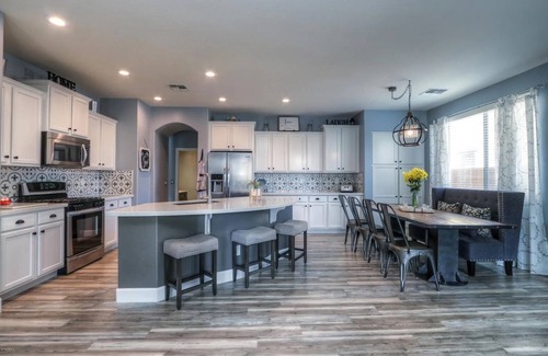 Maricopa Casa | Very Nice 5 Bedrm 3 Bath Home, Family ready home!