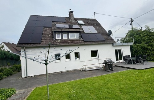 Kreuztal Casa | Muy bonito, luminoso, amplio apartamento