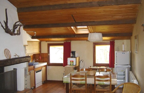 Albas Casa | Casa muy agradable, sombra y sol, pequeña piscina.