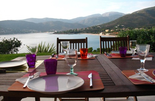 Vico Villa | Muy bonita villa a 300 metros de la playa, impresionante vista panorámica del golfo de Sagone