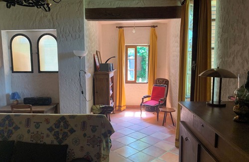Montesquieu Casa | CASA DE CAMPO MUY BONITA EN UN ENTORNO HERMOSO
