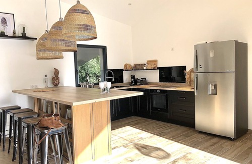 Cirendinu Casa | Villa nueva, 5 dormitorios, piscina, 1,5 km del mar, 15 km de portovecchio