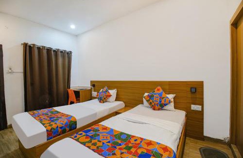 Sualkuchi Hotel | Via Anurag Residency