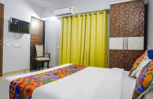 Baner Hotel | Via Baner Executive - Balewadi high street