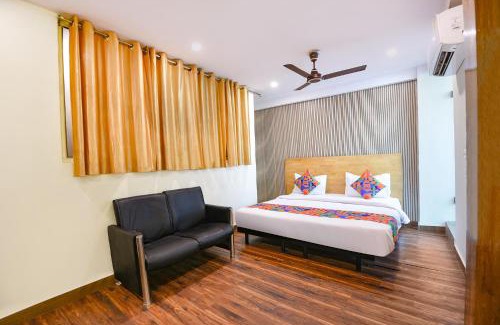 New Friends Colony Hotel | Via Hari Nagar Ashram