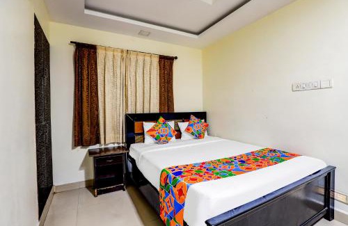 Vadapalani Cabina | Via Karuna Regent