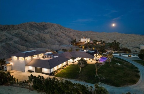 Thousand Palms Casa | Via Las Palmas Dream! 5 Acres, Infinity Pool